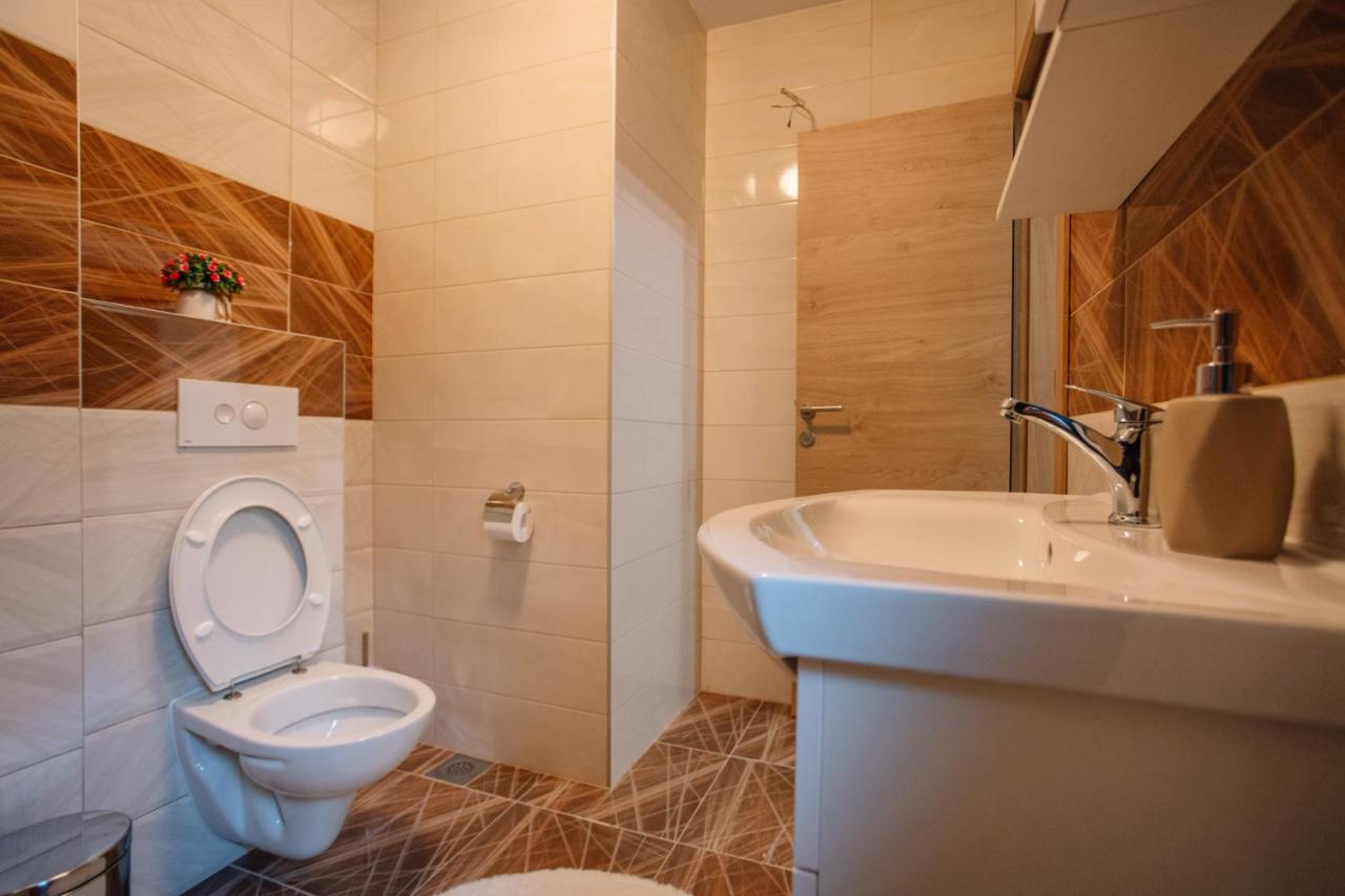 Apartments Hana City Center Livno Eksteriør bilde
